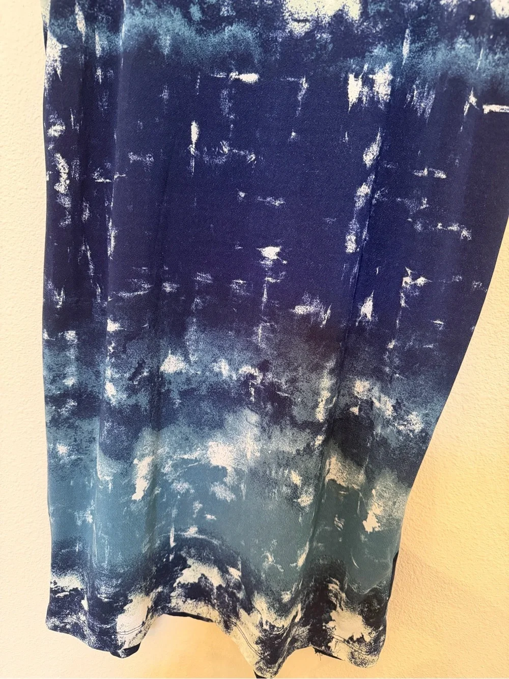 Lularoe Tie-Dye Short Sleeve Tee Dress in Teal and Navy Size Small - Picture 3 of 8